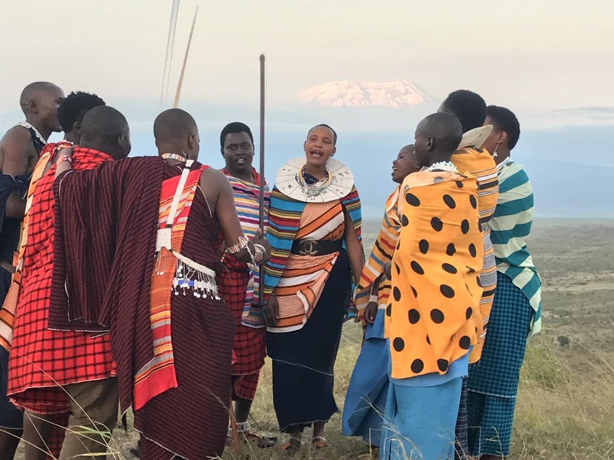 Osiligilai Maasai Lodge Sanya Juu Ngoại thất bức ảnh