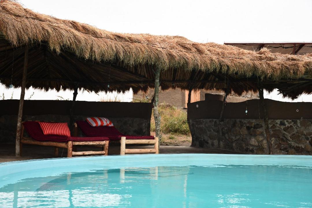 Osiligilai Maasai Lodge Sanya Juu Ngoại thất bức ảnh