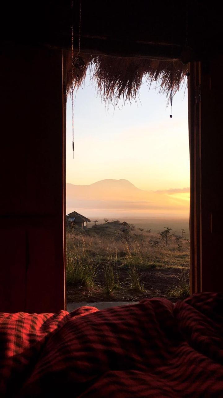 Osiligilai Maasai Lodge Sanya Juu Ngoại thất bức ảnh